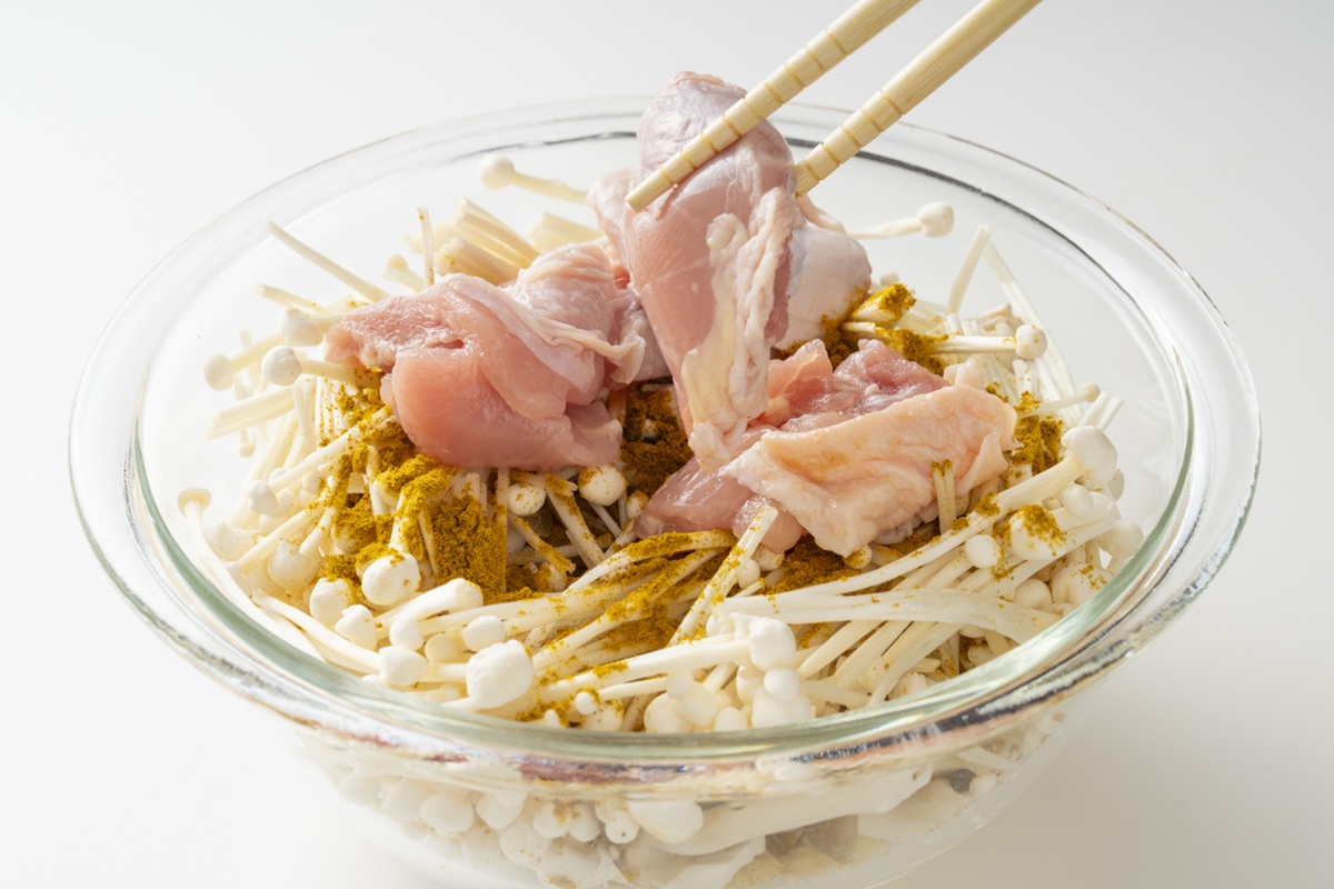 レンジで作るきのこのスパイシーココナッツカレー
