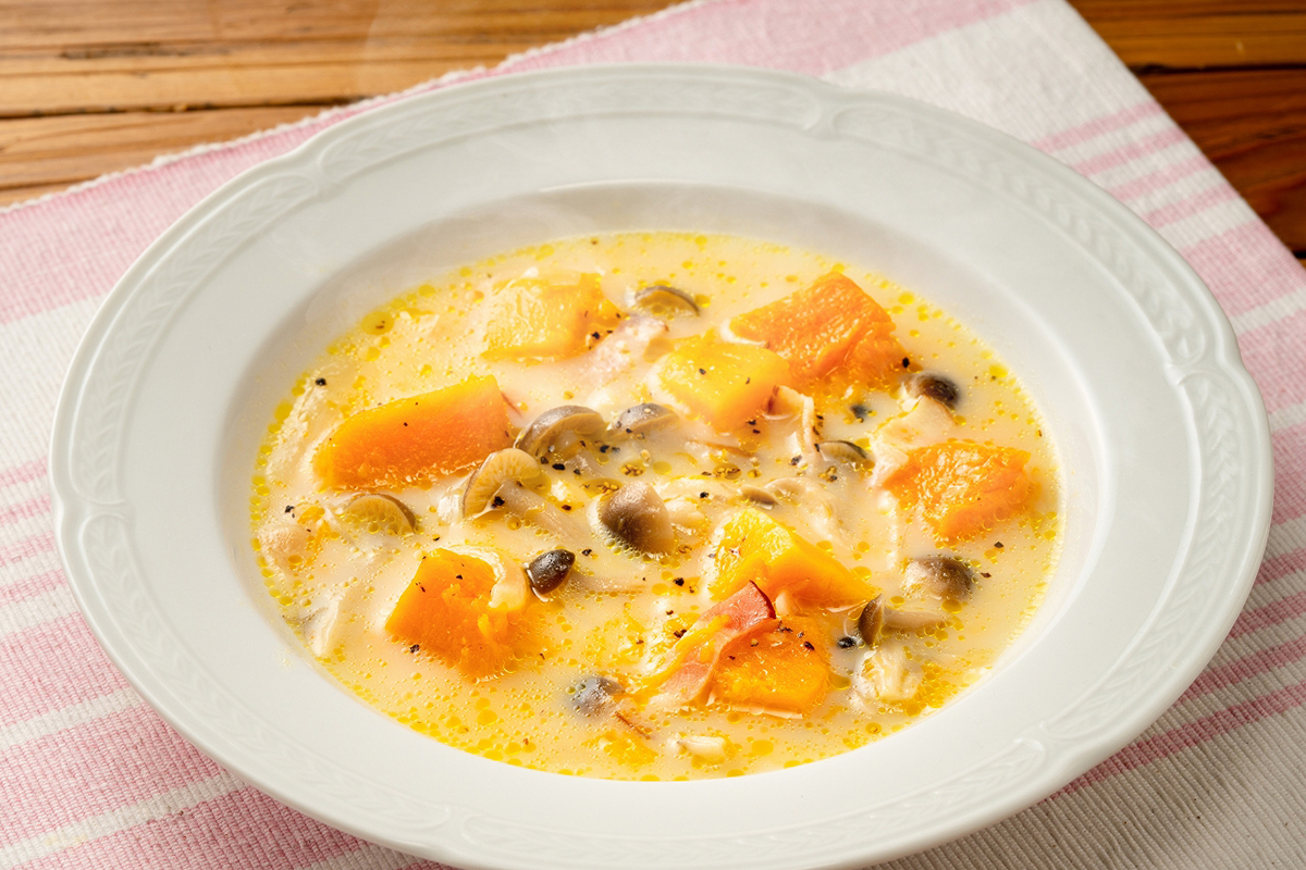 しめじとカボチャのクリームスープ