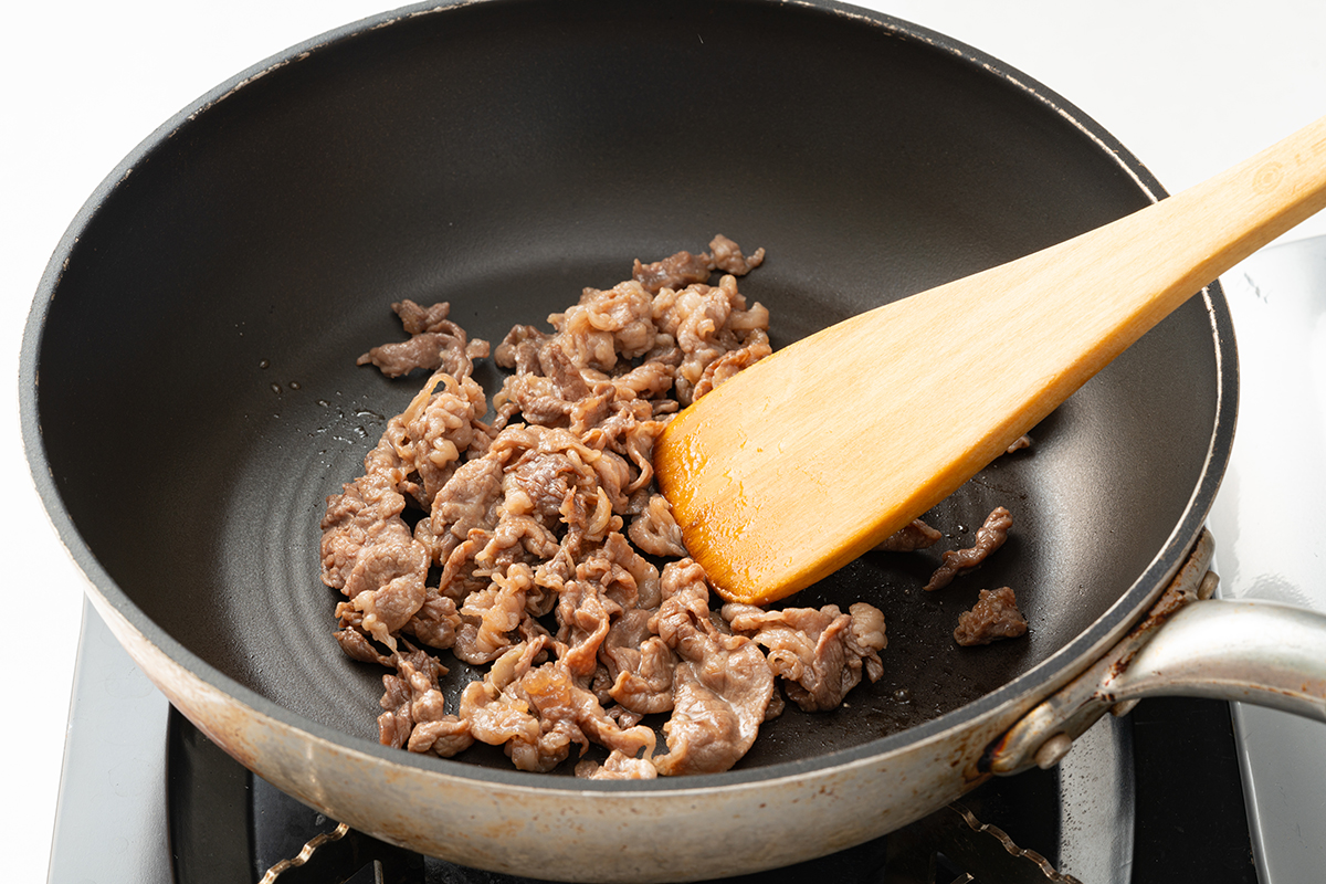 タケノコと牛肉のはちみつ醤油炒め